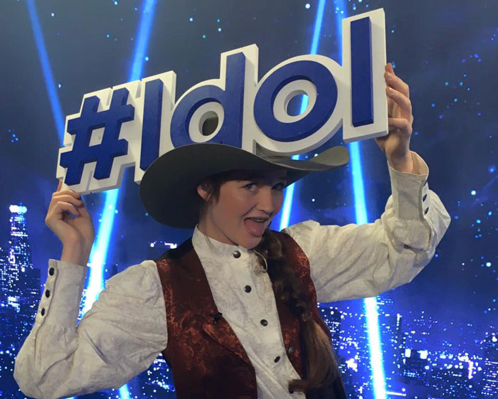 jeneve-and-idol