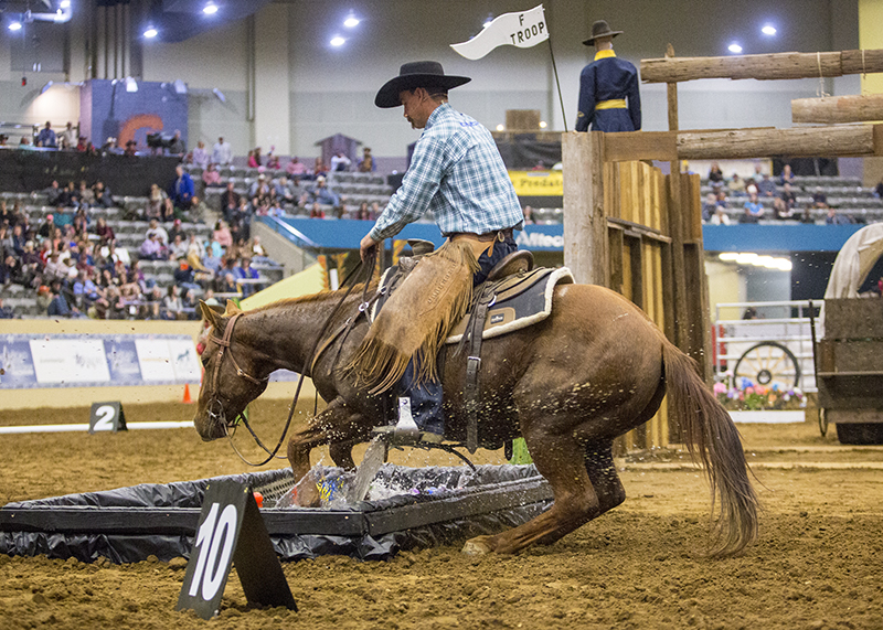 Road to the Horse 2019 Champion Nick Dowers and his No. 7 colt Future City Limits jumping into water trough