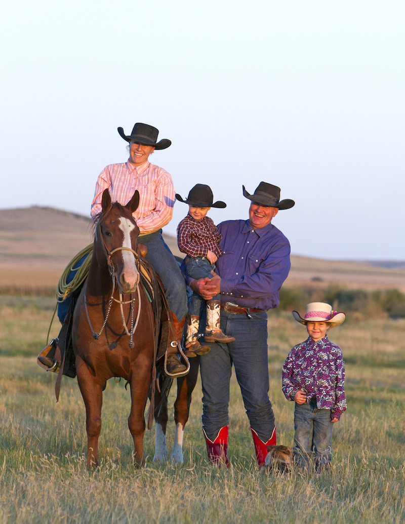 Eng family: Dale, Jessica and their kids