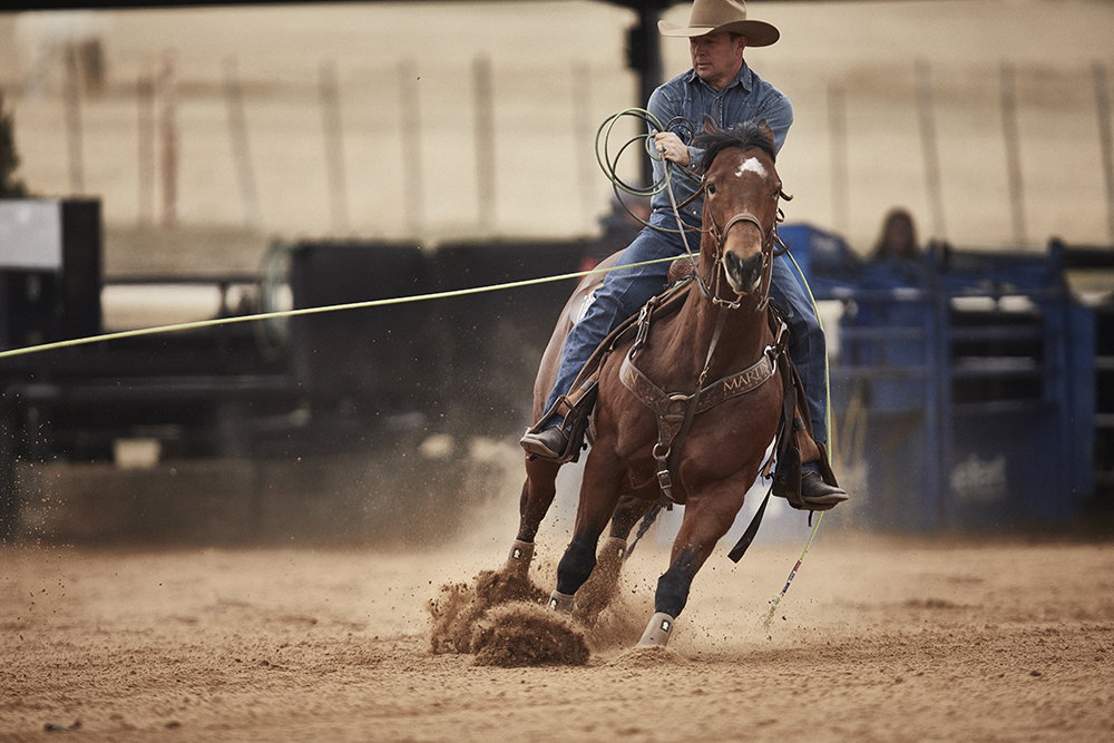 Luke Brown roping