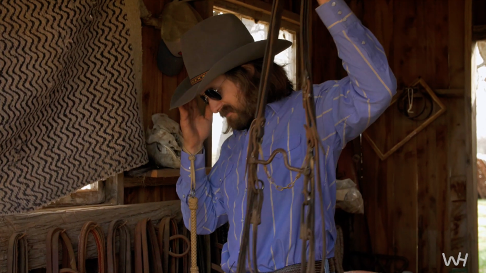 Super puncher Dale Brisby discusses bits.