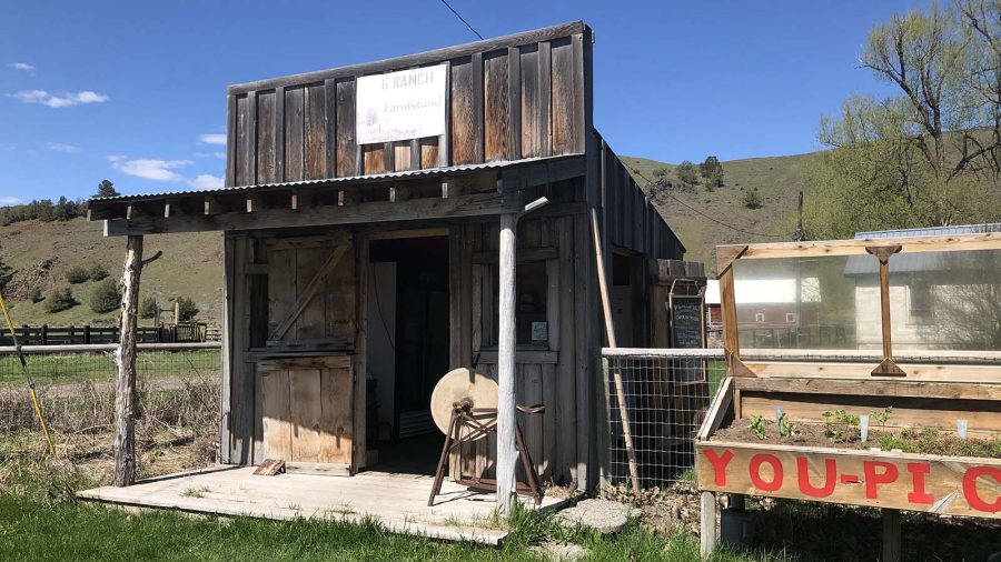 Liza Jane's farmstand sources local products