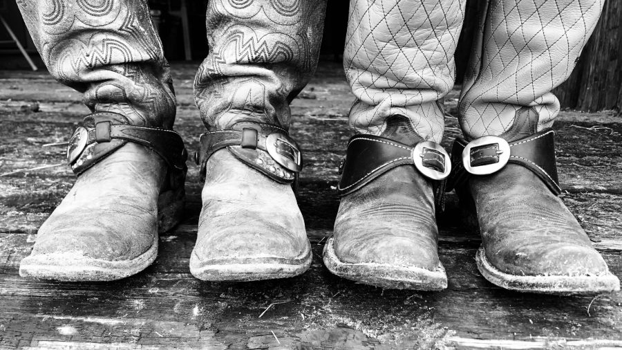 spur strap buckles on boots