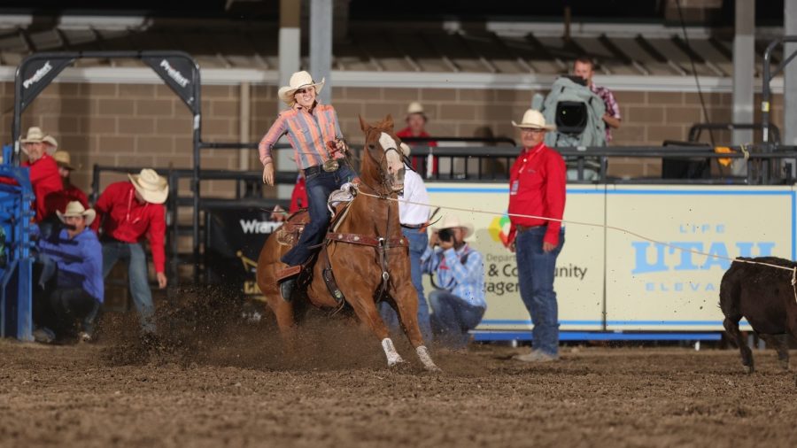 Tacy Kay Webb in the breakaway roping