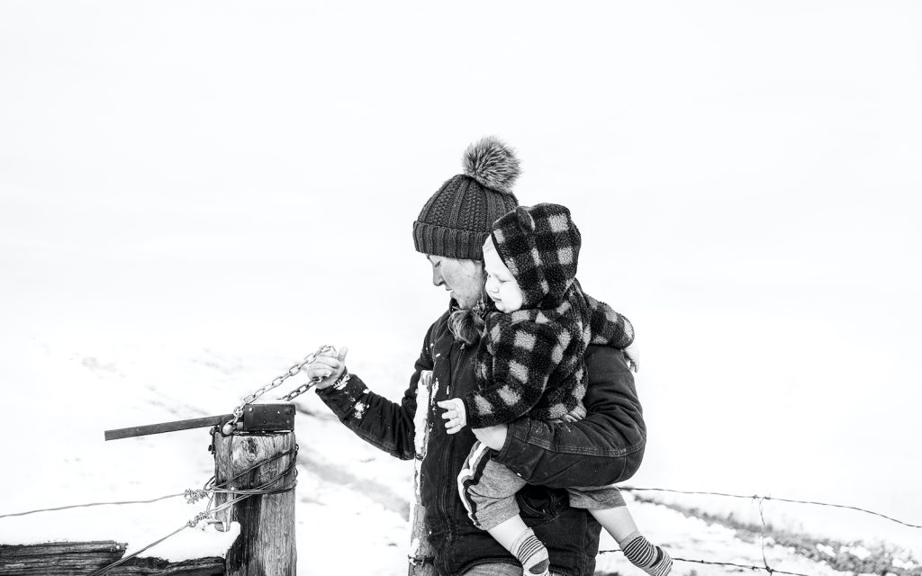 Photo of a woman and baby on the Wagonhound ranch taken by Anouk Krantz