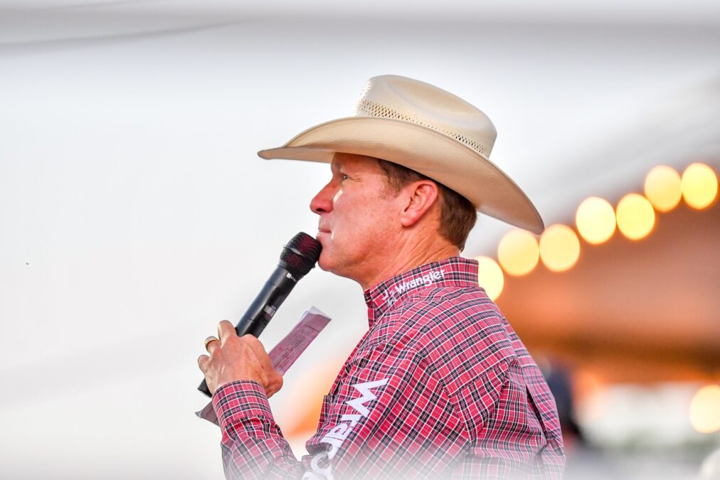 Redding Performance 1 Announcer Wayne Brooks