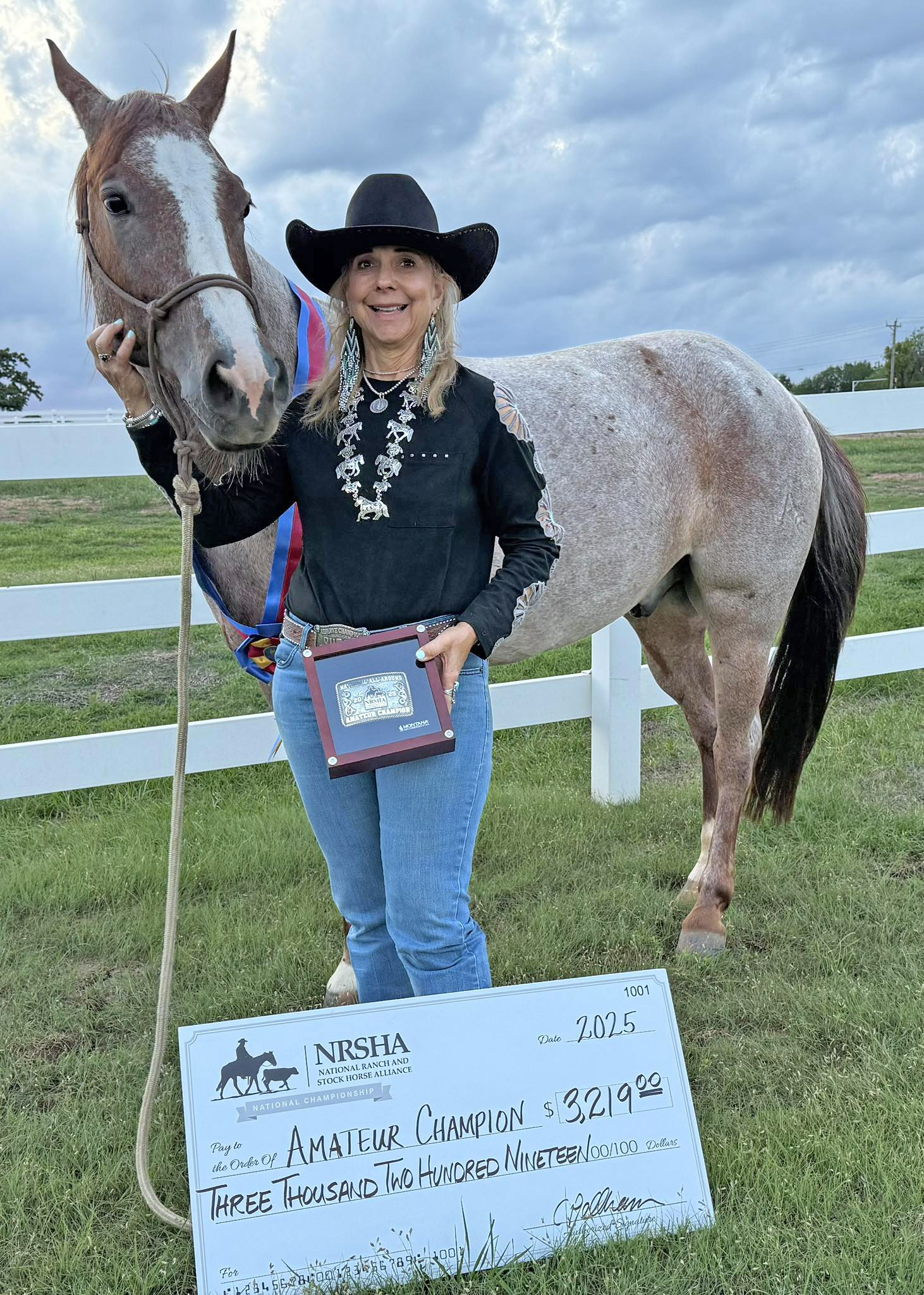 Amateur National Champion Laura Yarbrough brought home her first national title aboard Pow Pow Pepto.